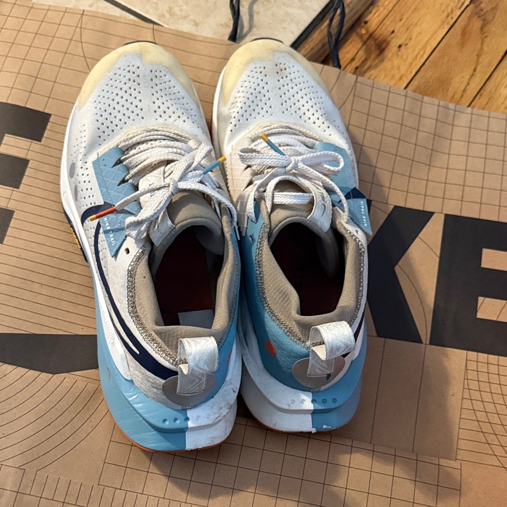 Nike Athletic Shoes - White and Blue - Picture 6 of 6